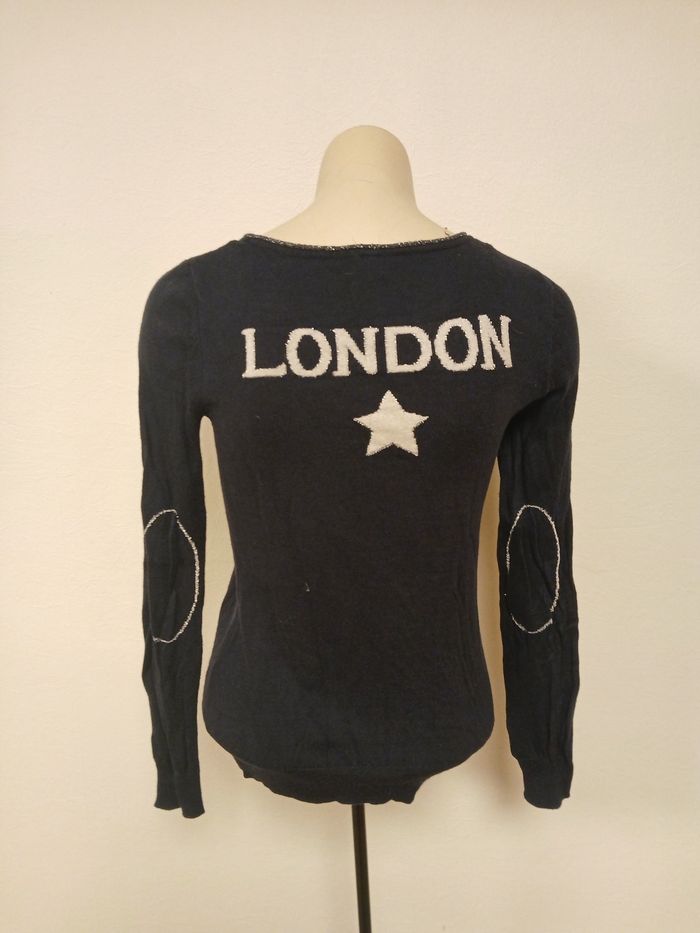 Pull bleu marine et argenté