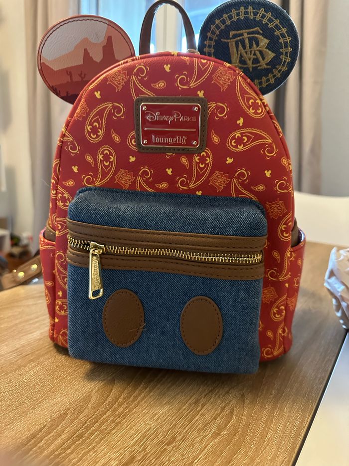 Sac à dos Loungefly - photo numéro 1