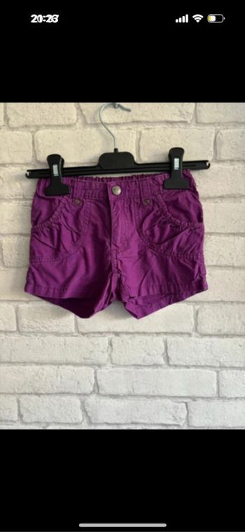 Short H&M taille 2/3 ans