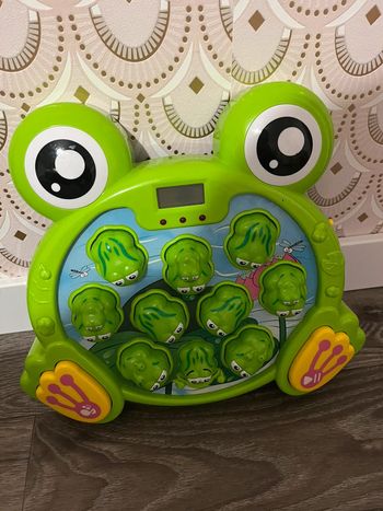 Jeu tape grenouille