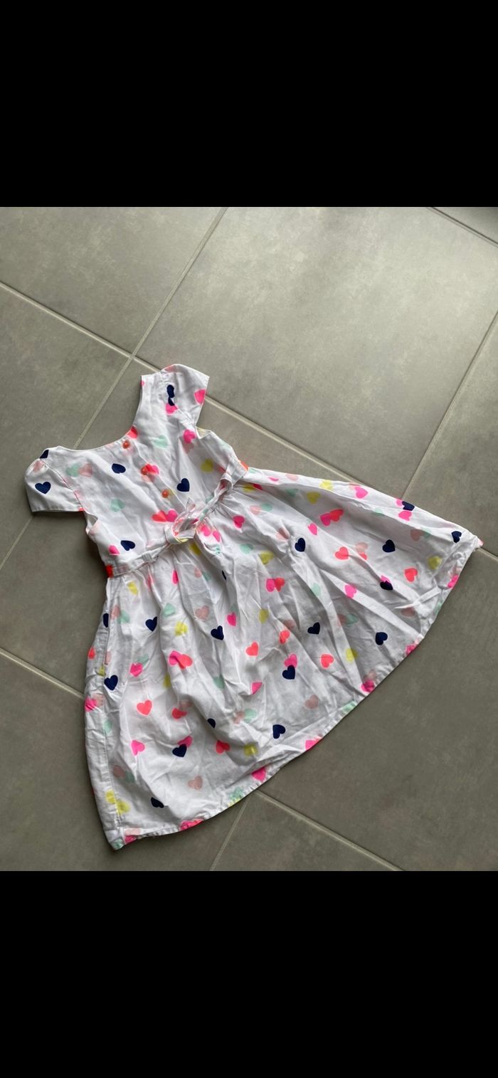 Robe avec cœurs 💕 4 ans - photo numéro 7