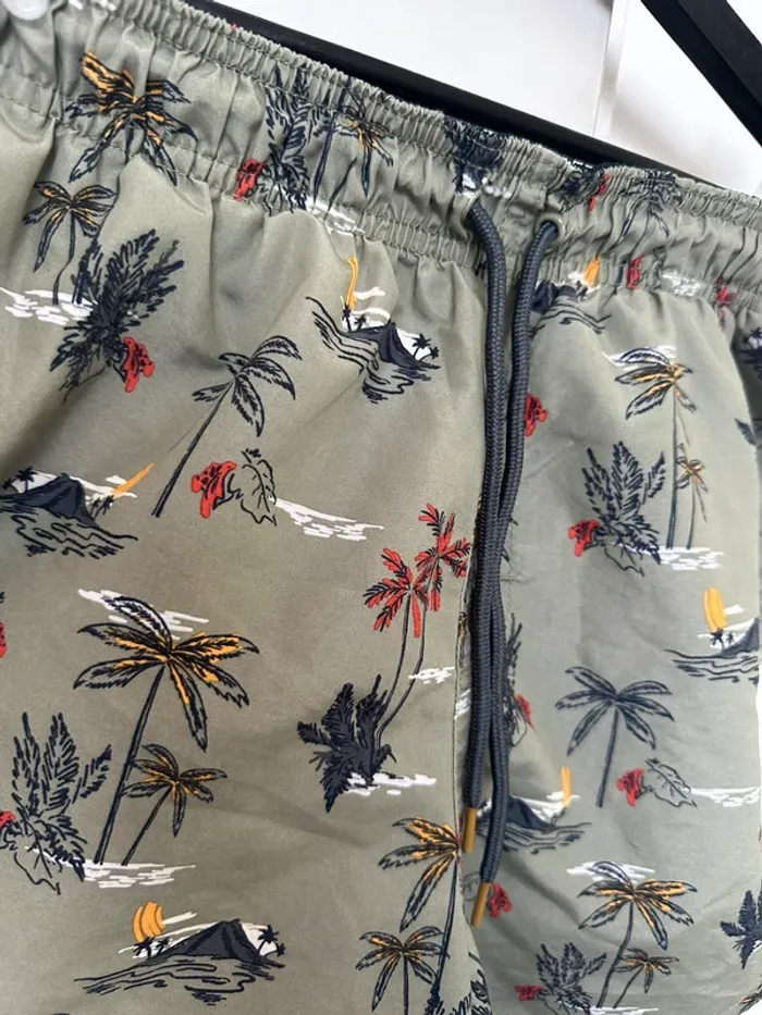 Short de bain imprimé tropical - photo numéro 2