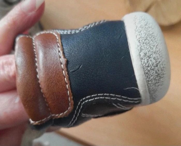 Chaussures de marche Pointure 20 - photo numéro 10