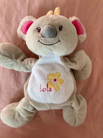 Peluche lola