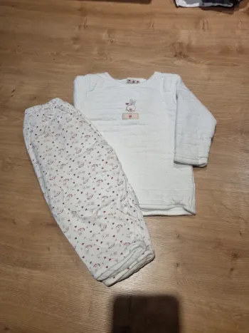 Ensemble très epais