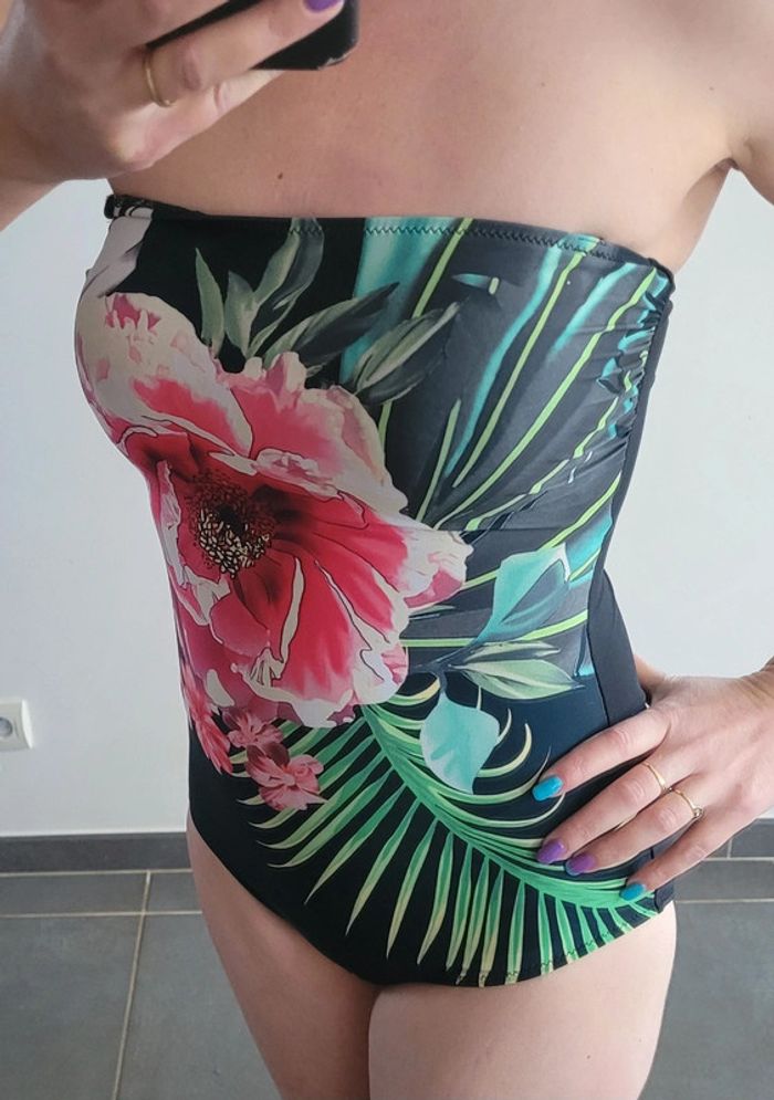Maillot de bain gainant - photo numéro 2