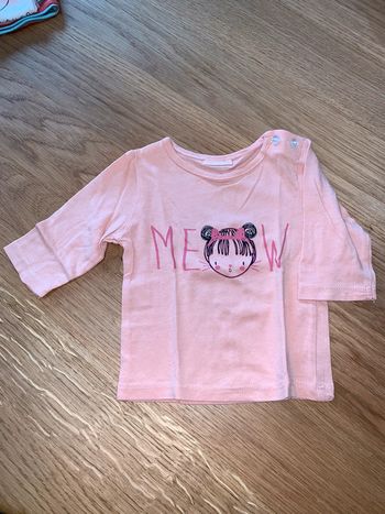 Tee-shirt bébé fille Kiabi Rose clair fushia noir Visuel tête petite fille + meow