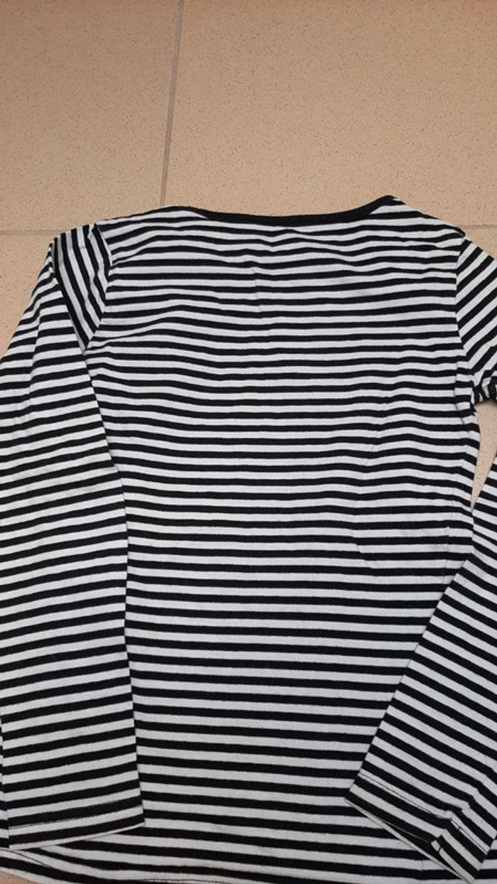 T shirt longues manches fille 11 -12 ans - photo numéro 3