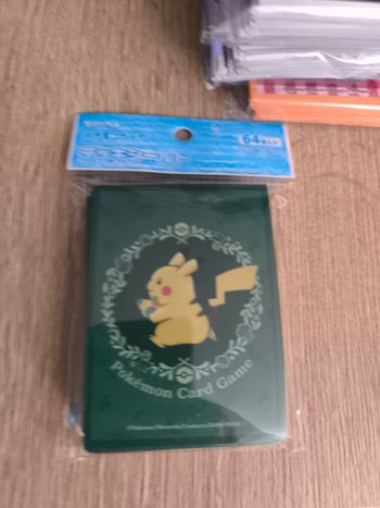 Sleeve Protèges Cartes Pokémon Center NEUF Japon 64 pièces 