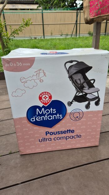 Poussette compacte