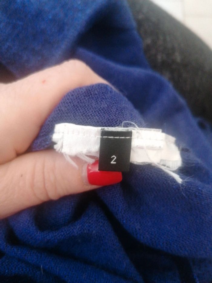 Pull léger taille 2 - photo numéro 4