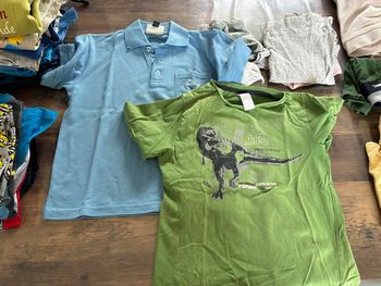T shirt 8 ans x2
