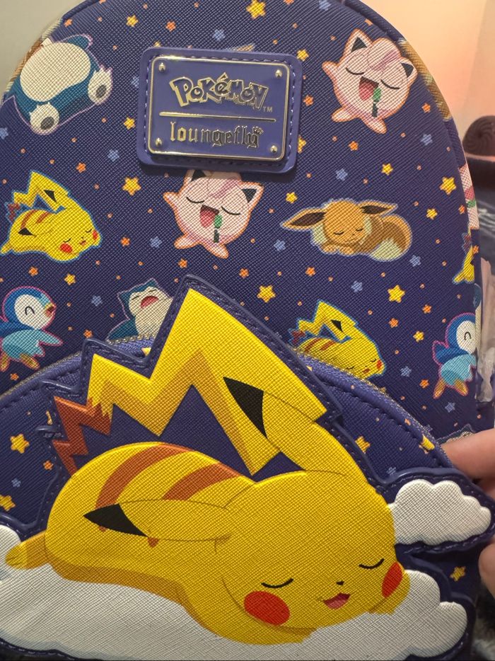 Loungefly pickachu - photo numéro 2