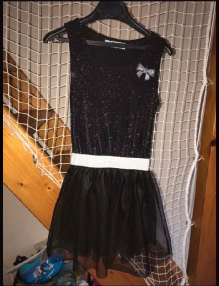Robe noire paillette