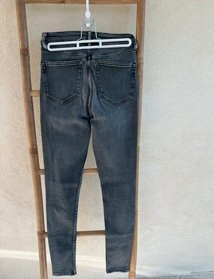 Jeans - photo numéro 3