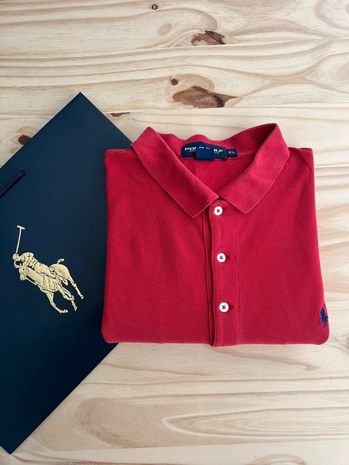 Polo Ralph Lauren golf vintage rouge logo bleu marine taille XL.