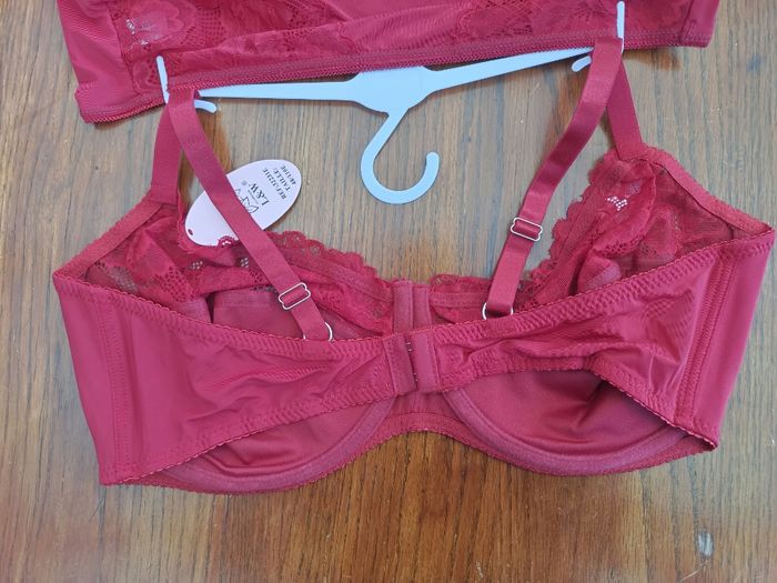 Ensemble lingerie - photo numéro 2