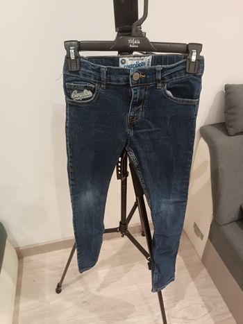 Jean 9-10 ans complice