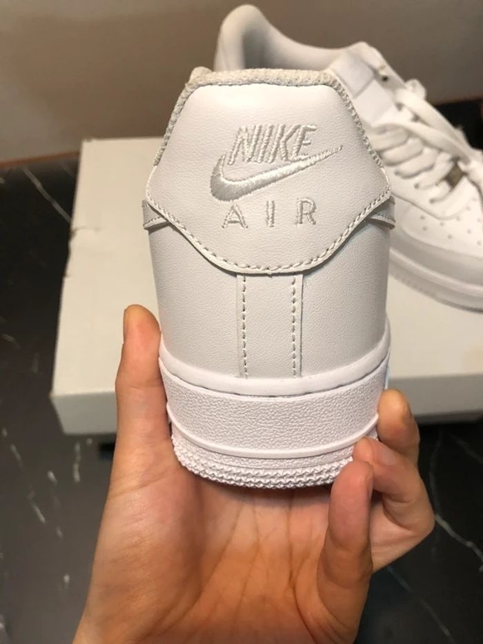 Nike Air Force 1 Low - 36.5 - photo numéro 4