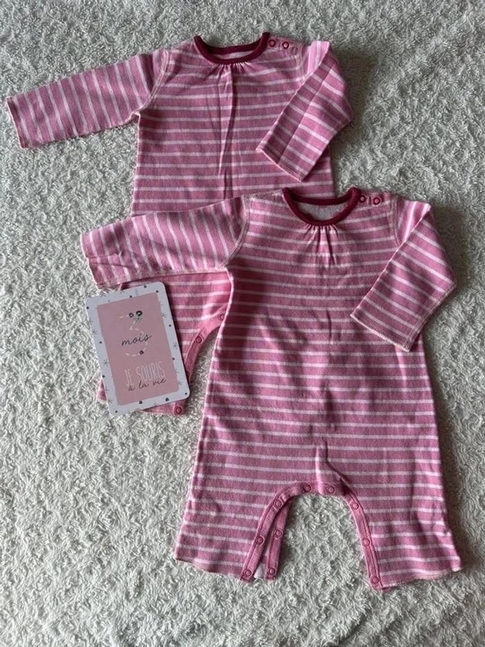 Lot 2 pyjamas identiques petit bateau taille 3 mois