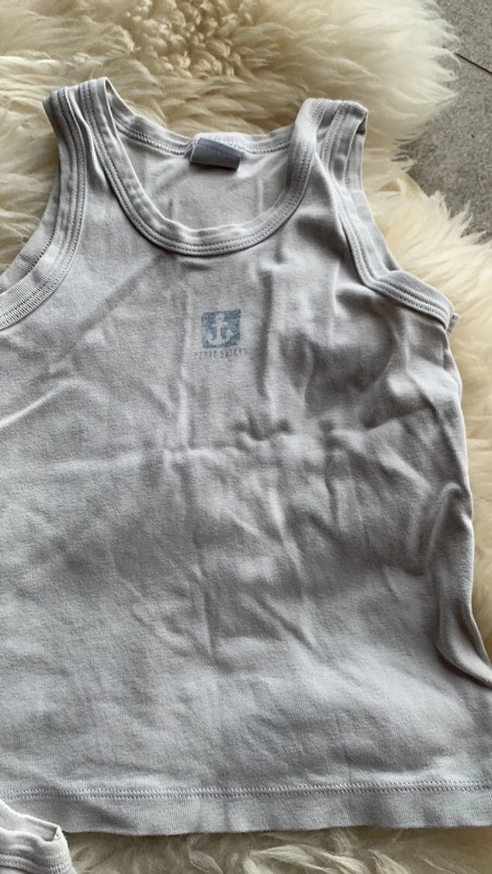 2 débardeurs Petit bateau 5 ans - photo numéro 3