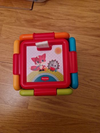 Cube tiny love