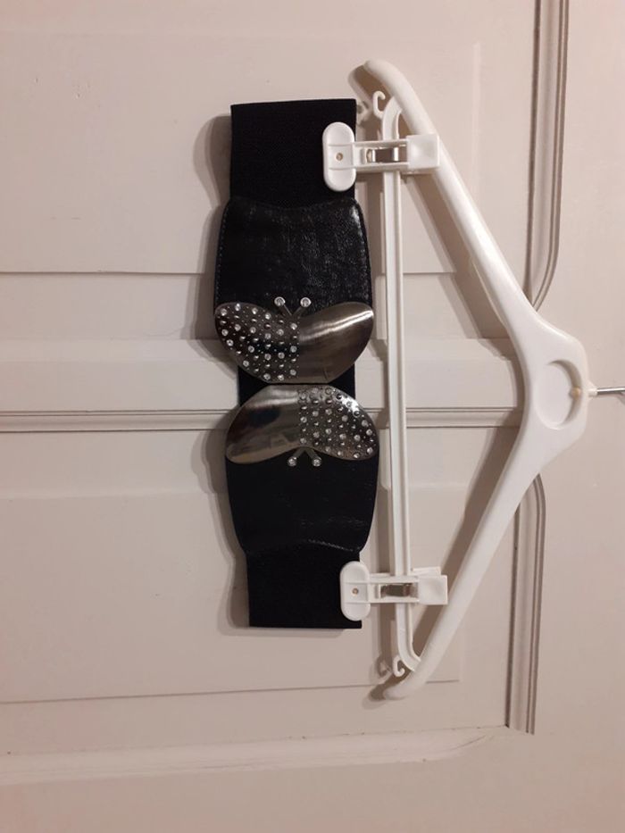 Ceinture, élastique papillon