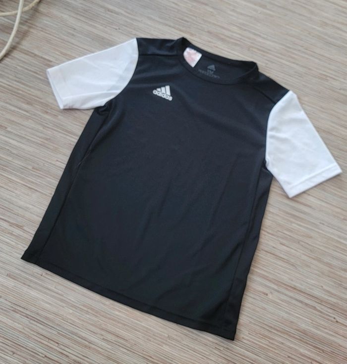 T-shirt adidas 12ans