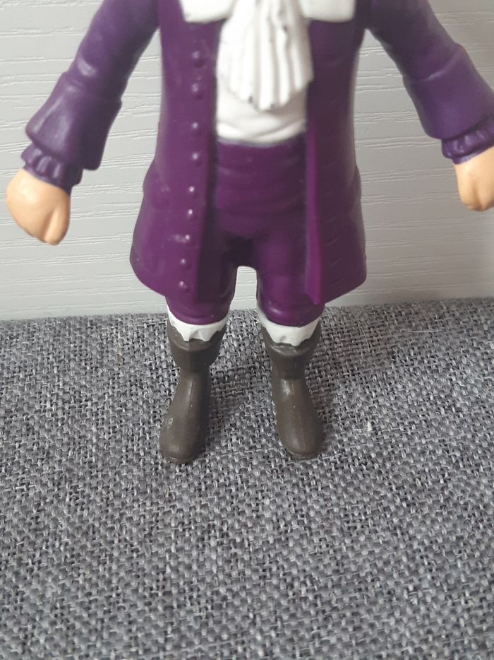 Figurine McDonald's 2011 Tintin : Sir Francis Haddock - photo numéro 2