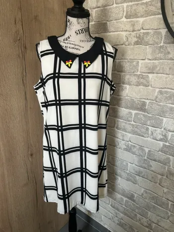 Robe à carreaux taille 2