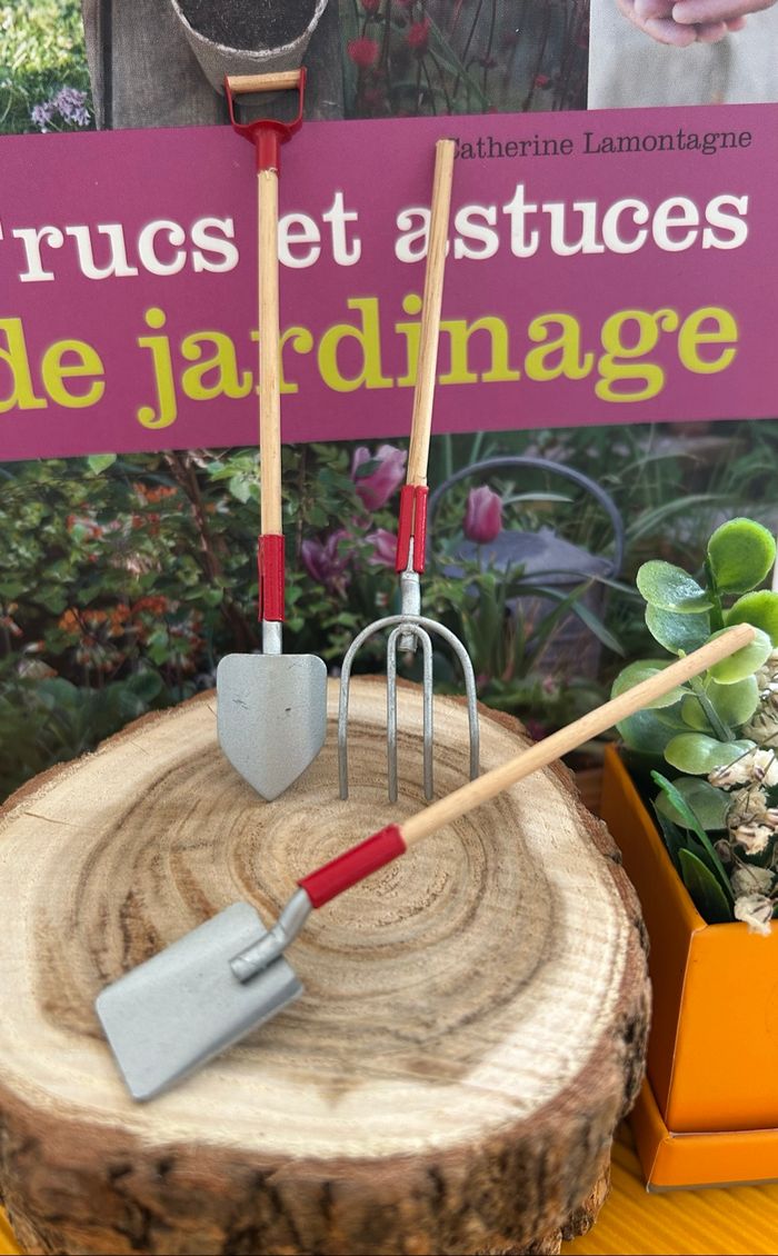 Ustensiles de jardinage miniature pour maison de poupée - photo numéro 5