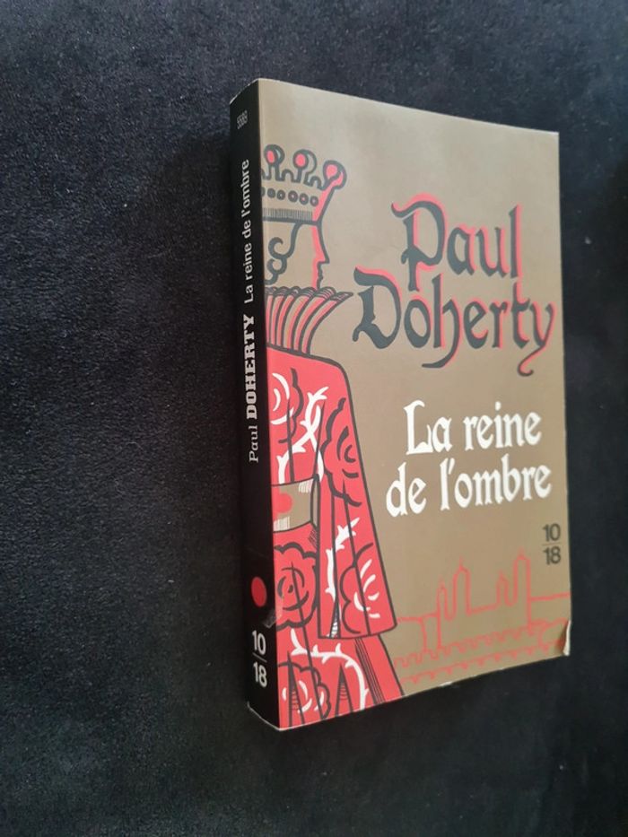 La Reine de l'ombre - Paul Doherty - policier - photo numéro 3