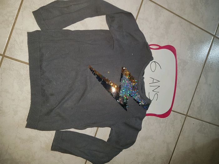 Pull en laine avec sequins