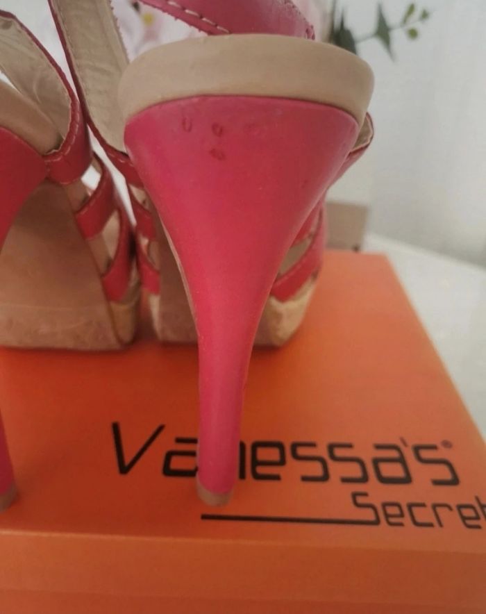 🩷🤍Jolie Paires De Sandales Les Secrets De Vanessa 🩷🤍 - photo numéro 8