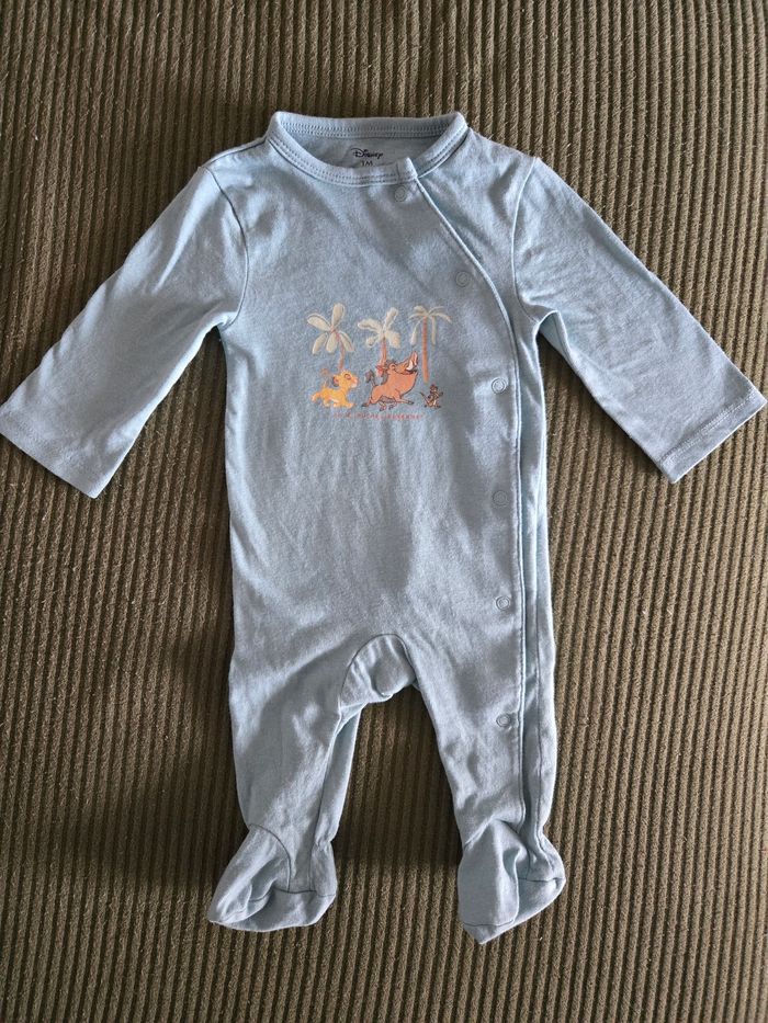 Lot vêtements 1 mois kiabi