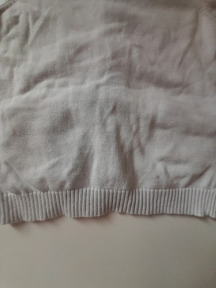 Gilet blanc avec boutons - photo numéro 8