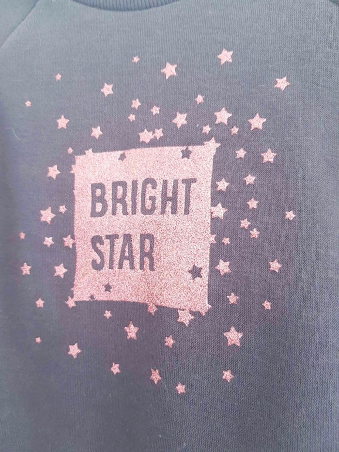 Primark - Pull / sweat à manches longues - Bright Star - Neuf avec étiquette ! (12 mois) - photo numéro 3