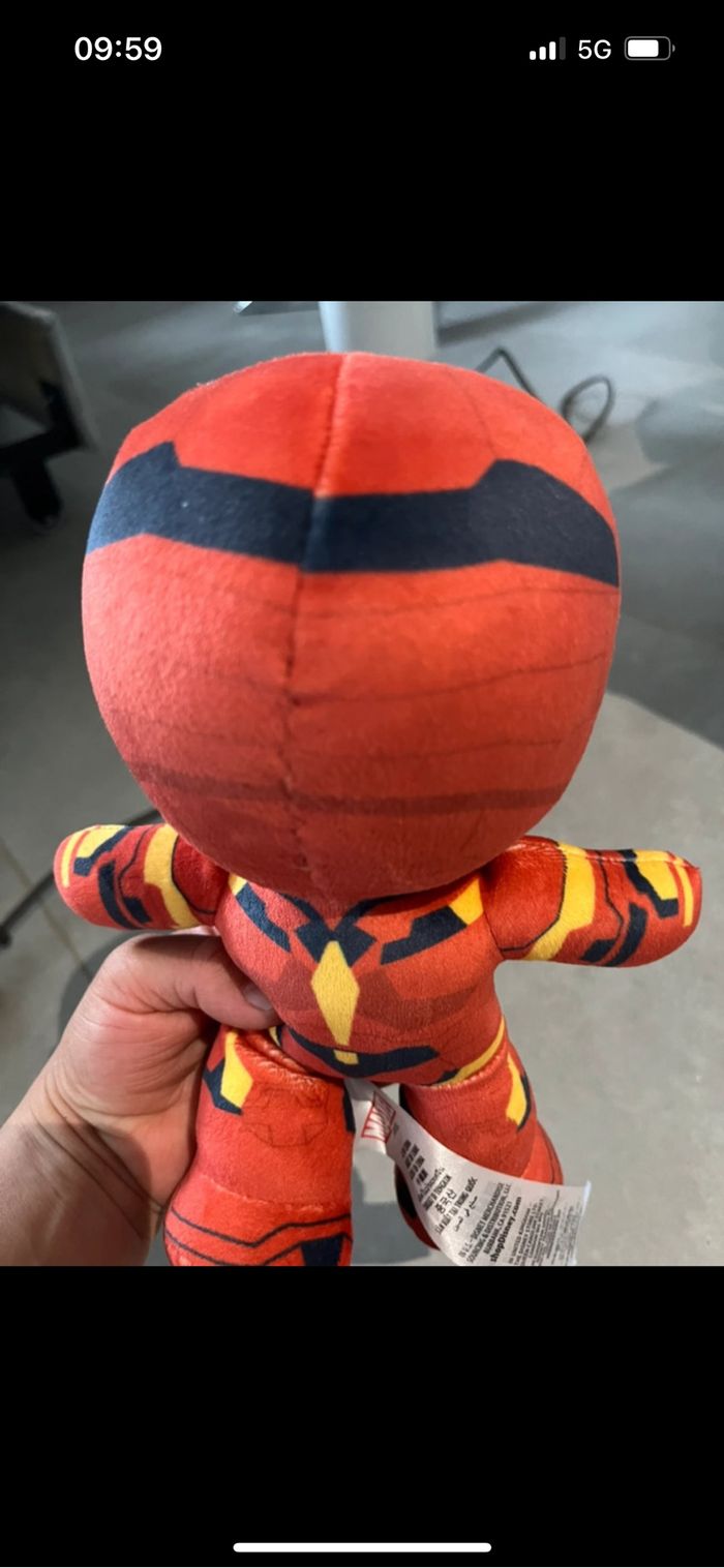 Peluche Iron man Disneyland Paris - photo numéro 6