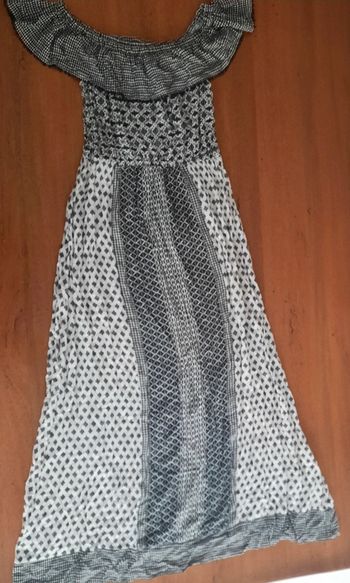 Belle robe cache cache