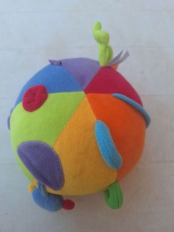 Boule en mousse bébé