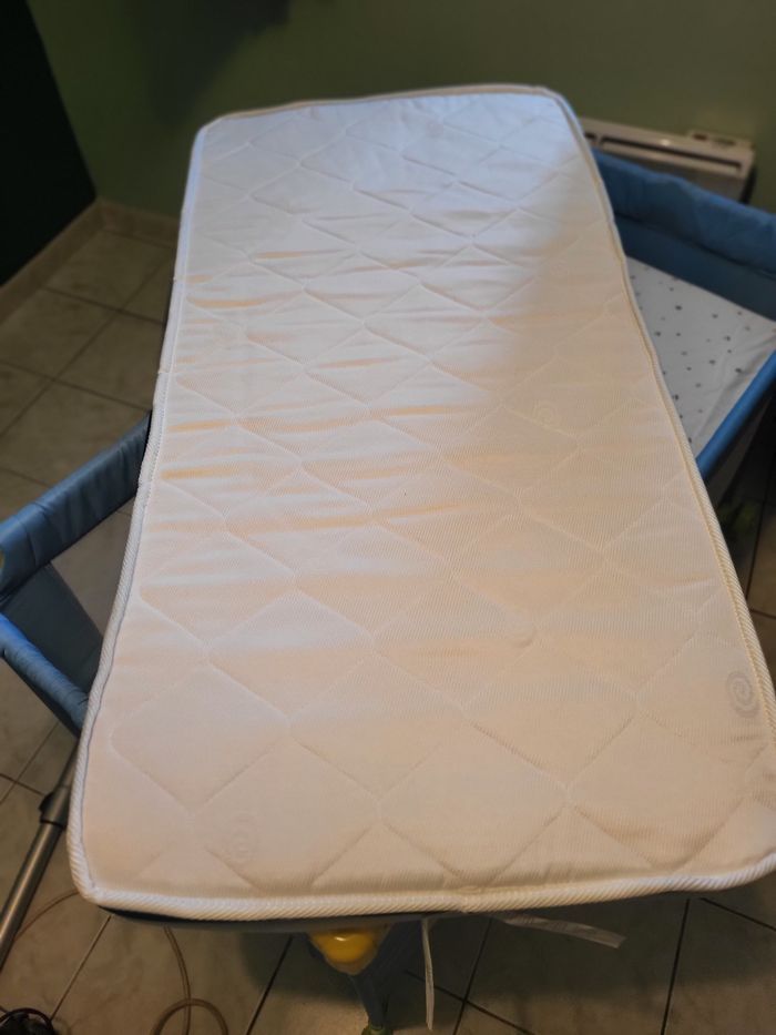Matelas lit bébé 120x60x12 - photo numéro 3