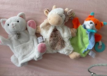 Lot de 3 marionnettes en peluche – parfait état - éveil de bébé 