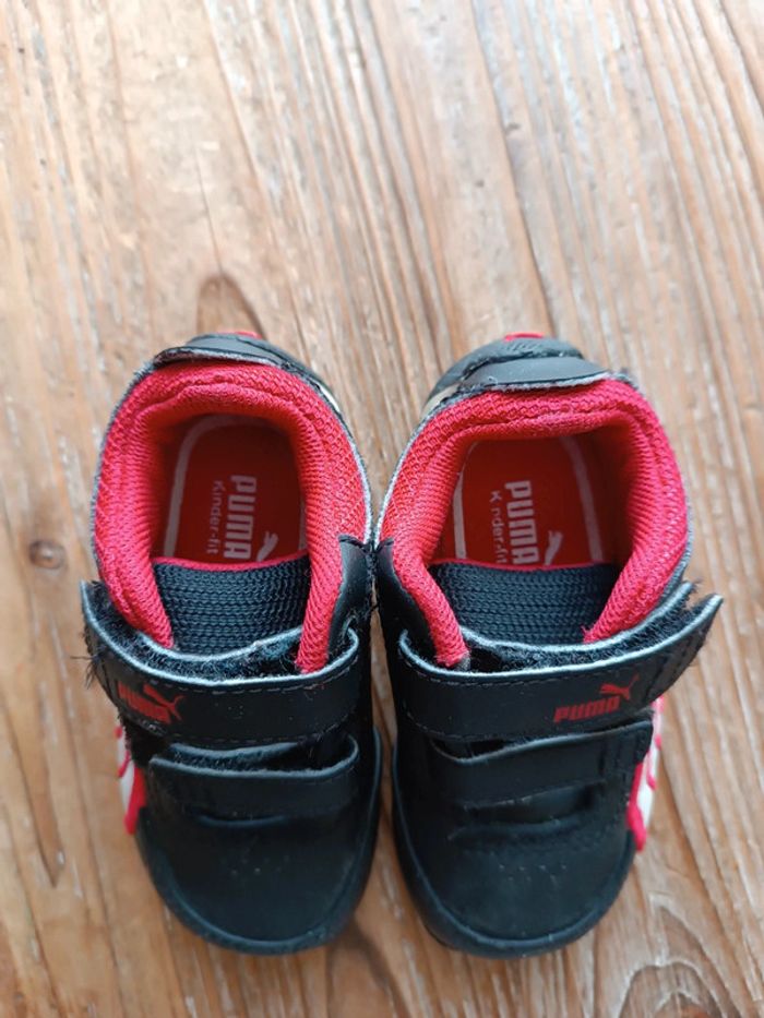 Baskets Puma pointure 20 - photo numéro 4
