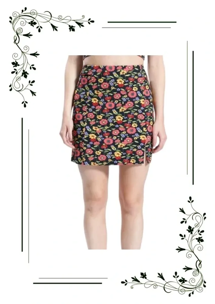 Jupe courte noire à motifs fleuris multicolores Pimkie S - photo numéro 3
