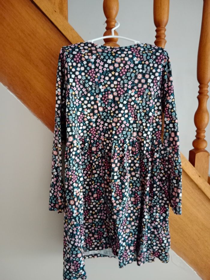 Robe à fleurs - photo numéro 3