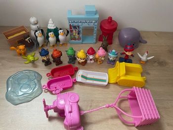 Lot 28 figurines Pat Patrouille 