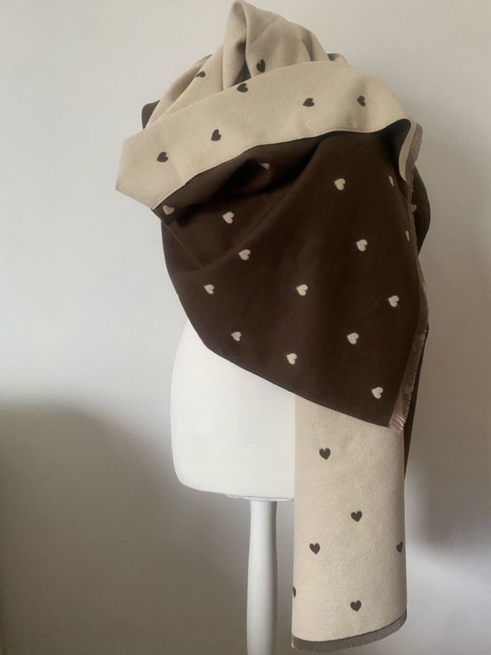 Superbe grande écharpe d'hiver neuve - photo numéro 2