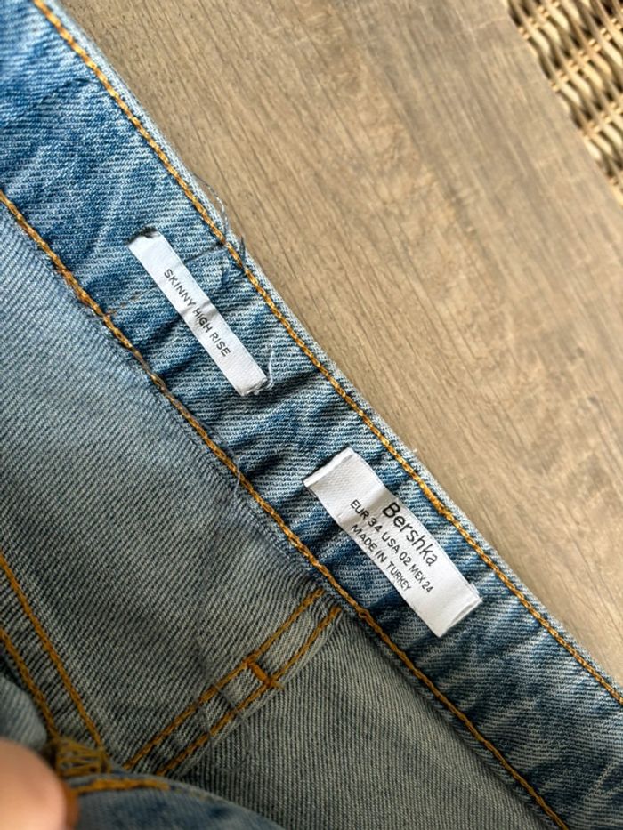 Jean bleu • Bershka • Taille 34 - photo numéro 5