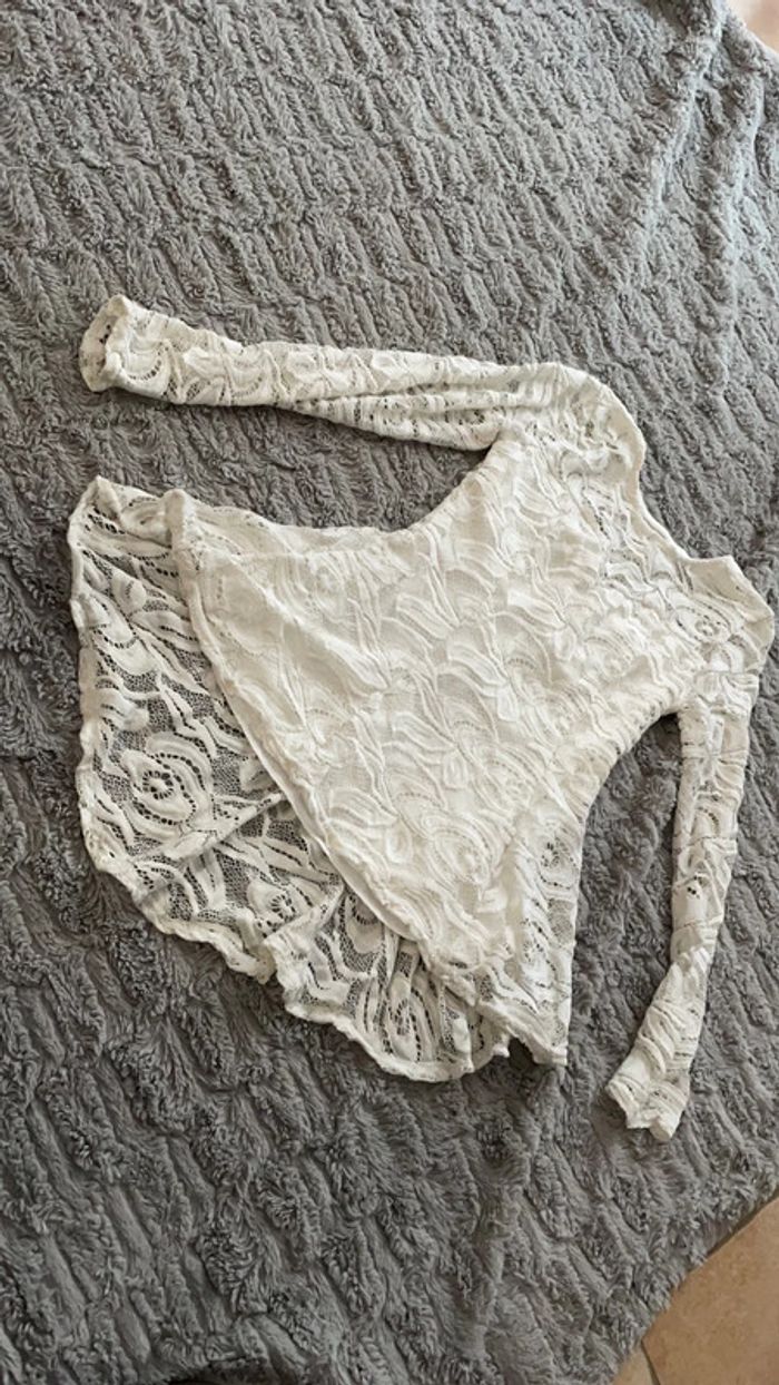 Haut dentelle taille S