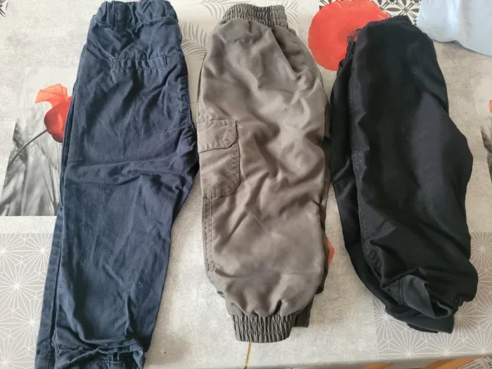 Pantalons garçon taille 18 mois - photo numéro 2